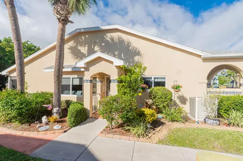 1638 SE Green Acres Cir #G101, Port Saint Lucie, FL 34952
