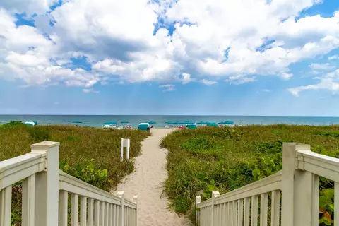 4001 N Ocean Blvd #PH3, Boca Raton, FL 33431