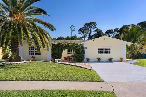 113 Barcelona, Royal Palm Beach, FL 33411