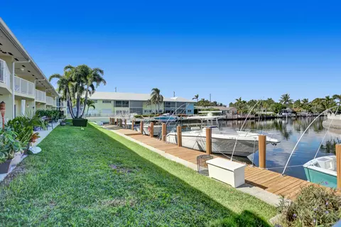 Exterior - 2311 NE 36th St #2F, Lighthouse Point, FL 33064 photo 2 of 5