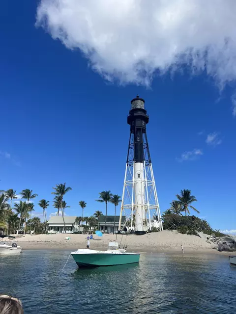 View/Area - 2311 NE 36th St #2F, Lighthouse Point, FL 33064 photo 3 of 4
