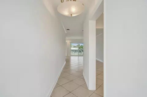 Entry Way - 2311 NE 36th St #2F, Lighthouse Point, FL 33064 photo 1 of 1