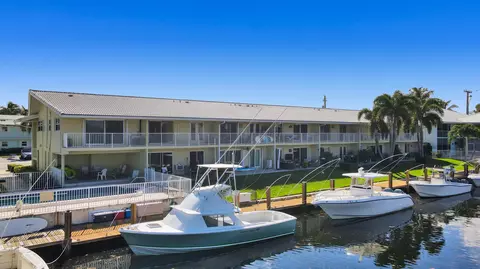 2311 NE 36th St #2F, Lighthouse Point, FL 33064