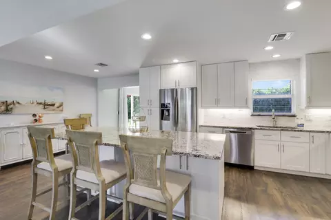 424 Ebbtide Dr, North Palm Beach, FL 33408