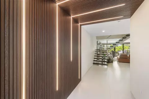 5326 Boca Marina Cir N, Boca Raton, FL 33487