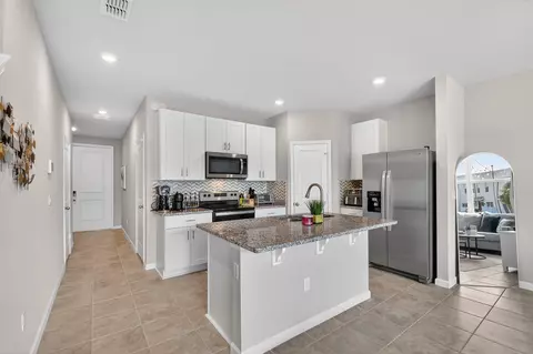 5649 Mentmore Dr, West Palm Beach, FL 33407