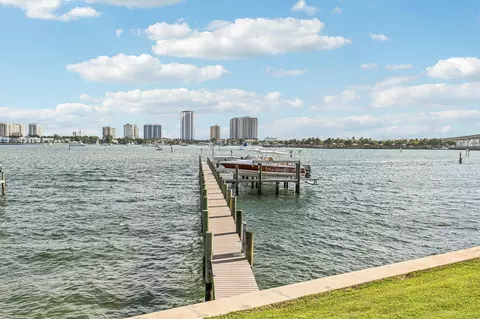 370 Wilma W #6, Riviera Beach, FL 33404
