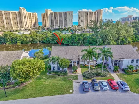 2102 Fairway Dr S, Jupiter, FL 33477