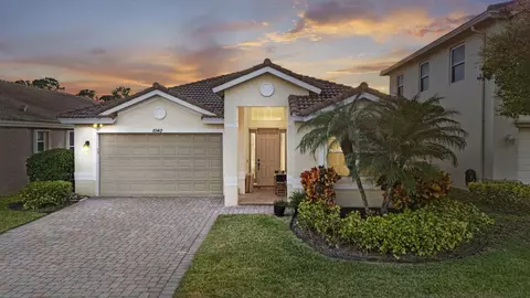 1040 SE Fleming Way, Stuart, FL 34997