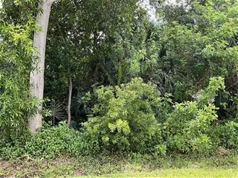 1858 SE North Buttonwood Dr, Port St Lucie, FL 34952