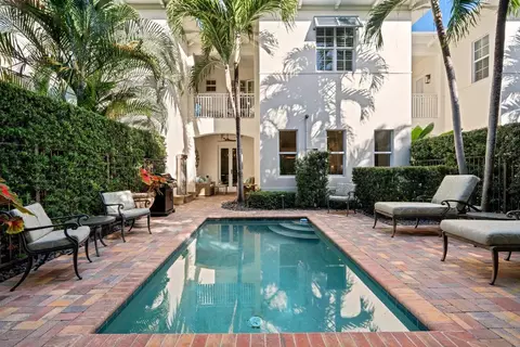 1016 Bay St, Delray Beach, FL 33483