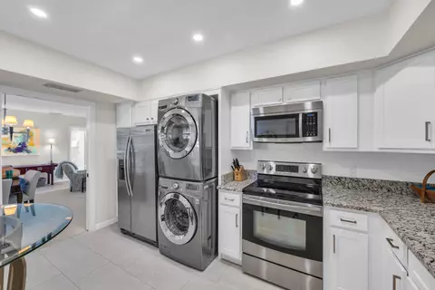 Other - 4 SE Turtle Creek Dr #E, Jupiter, FL 33469 photo 6 of 9