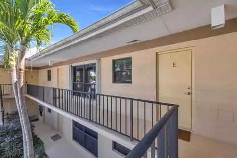 Other - 4 SE Turtle Creek Dr #E, Jupiter, FL 33469 photo 1 of 9