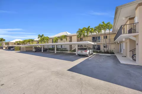 Exterior - 4 SE Turtle Creek Dr #E, Jupiter, FL 33469 photo 4 of 4