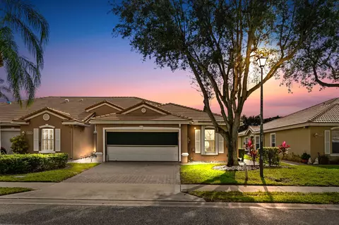 8416 Cargill Pt, West Palm Beach, FL 33411