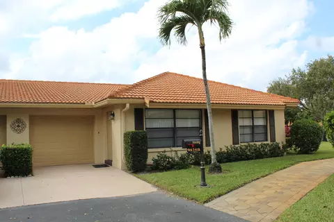 9825 Bischofia Tree Way #B, Boynton Beach, FL 33436