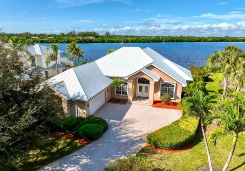 3283 SE River Vista Dr, Port Saint Lucie, FL 34952