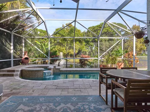 284 Clocktower Dr, Jupiter, FL 33458