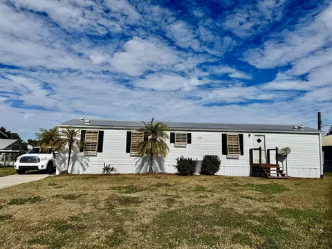 2305 SE 31st St, Okeechobee, FL 34974