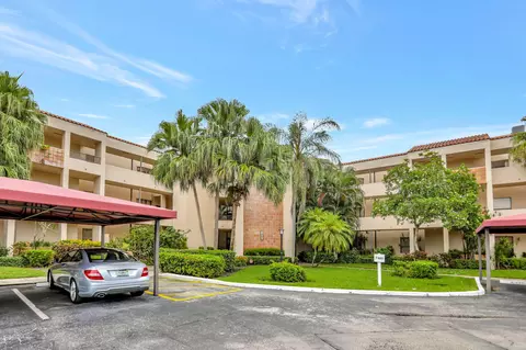 7460 La Paz Blvd #108, Boca Raton, FL 33433