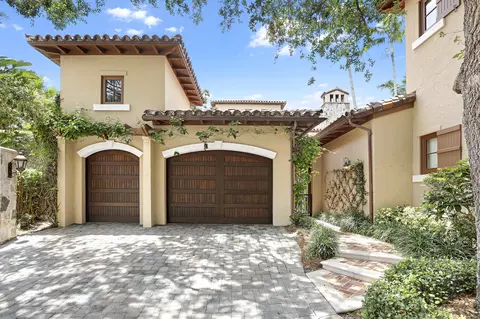 308 Villa Drive Dr, Jupiter, FL 33477
