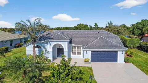 4393 Hunting Trl, Lake Worth, FL 33467