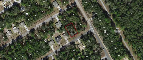 141 W Ruska Pl, Citrus Springs, FL 34434