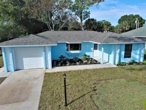 166 Delmar St, Sebastian, FL 32958