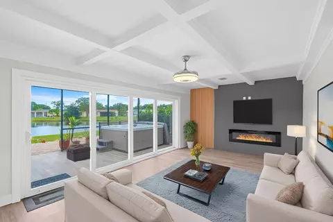 14624 Country Side Ln, Delray Beach, FL 33484