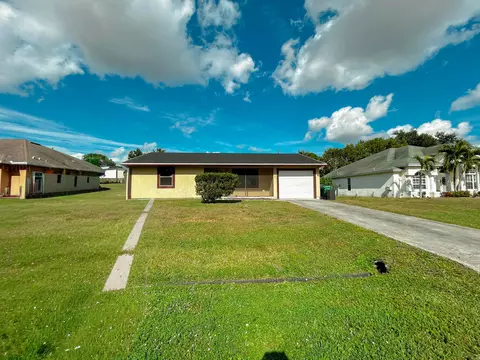 1013 SW Mataro Ave, Port Saint Lucie, FL 34953