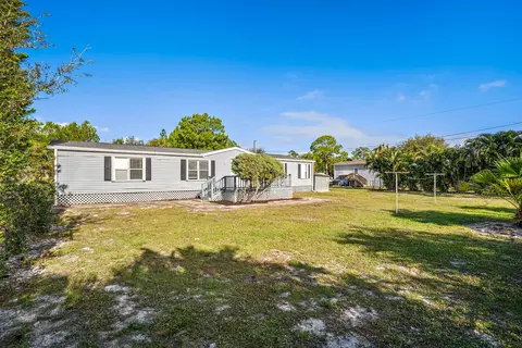 7990 129th Pl, Sebastian, FL 32958