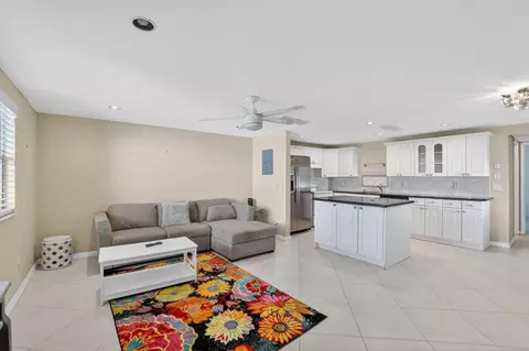 258 Monaco F #258, Delray Beach, FL 33446