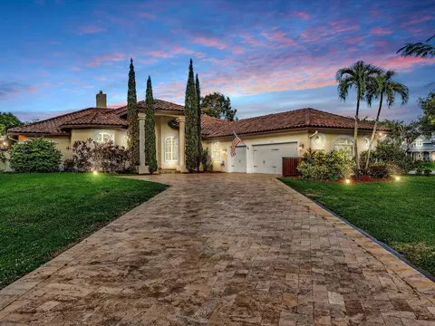 920 NW 122nd Ave, Plantation, FL 33325