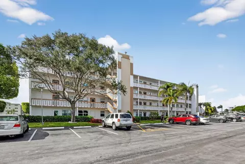 3080 Cornwall D, Boca Raton, FL 33434