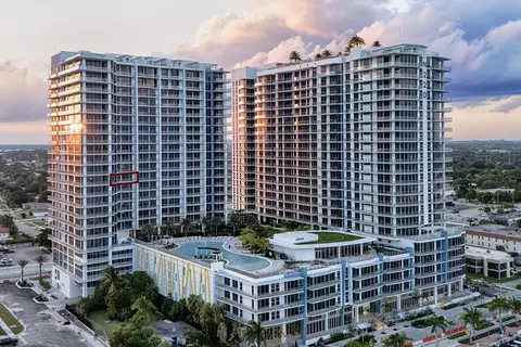 220 Lake Shore Dr #1210, Lake Park, FL 33403