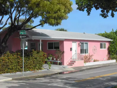 332 S F St, Lake Worth Beach, FL 33460