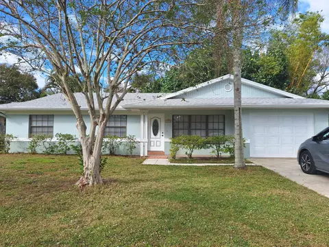 1365 19th SW, Vero Beach, FL 32962