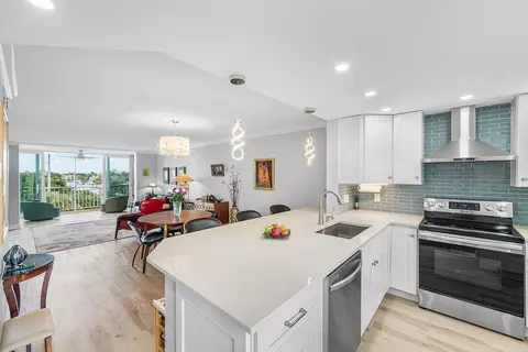 2809 Florida Blvd #408, Delray Beach, FL 33483