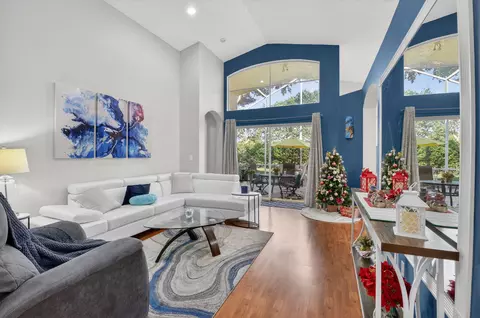 9403 Verona Lakes Blvd, Boynton Beach, FL 33472
