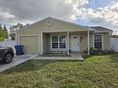 10144 Mikado Ln, Royal Palm Beach, FL 33411