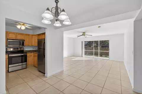 10330 N Military Trl #3A, Palm Beach Gardens, FL 33410
