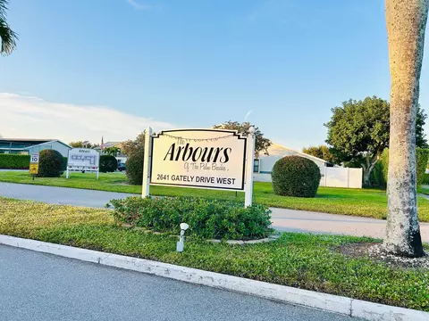 2641 Gately Dr W #509, West Palm Beach, FL 33415