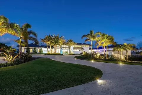 Exterior - 3016 SE Dune Dr, Stuart, FL 34996 photo 12 of 12