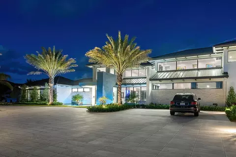 Exterior - 3016 SE Dune Dr, Stuart, FL 34996 photo 11 of 12