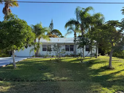 2451 SE Berkshire Blvd, Port Saint Lucie, FL 34952