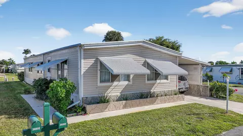 36001 Dron Bay, Boynton Beach, FL 33436