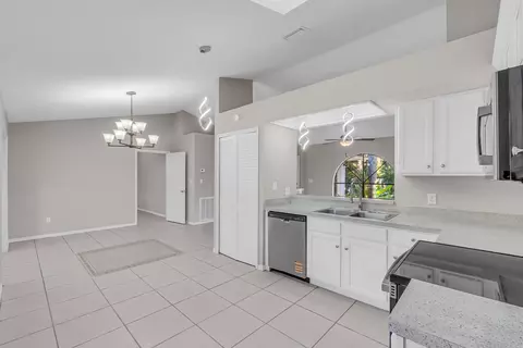 509 Breakwater Ter, Sebastian, FL 32958