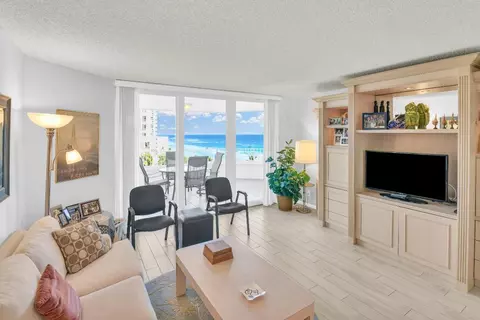500 S Ocean Blvd #803, Boca Raton, FL 33432