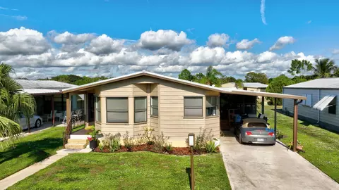 8602 Florence, Port Saint Lucie, FL 34952