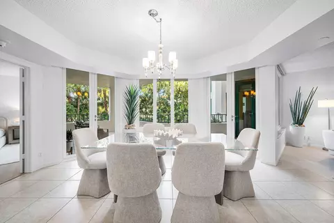 100 SE 5th Ave #210, Boca Raton, FL 33432